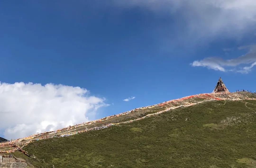 聚爱同行,祥瑞泰税务爱心公益进色达