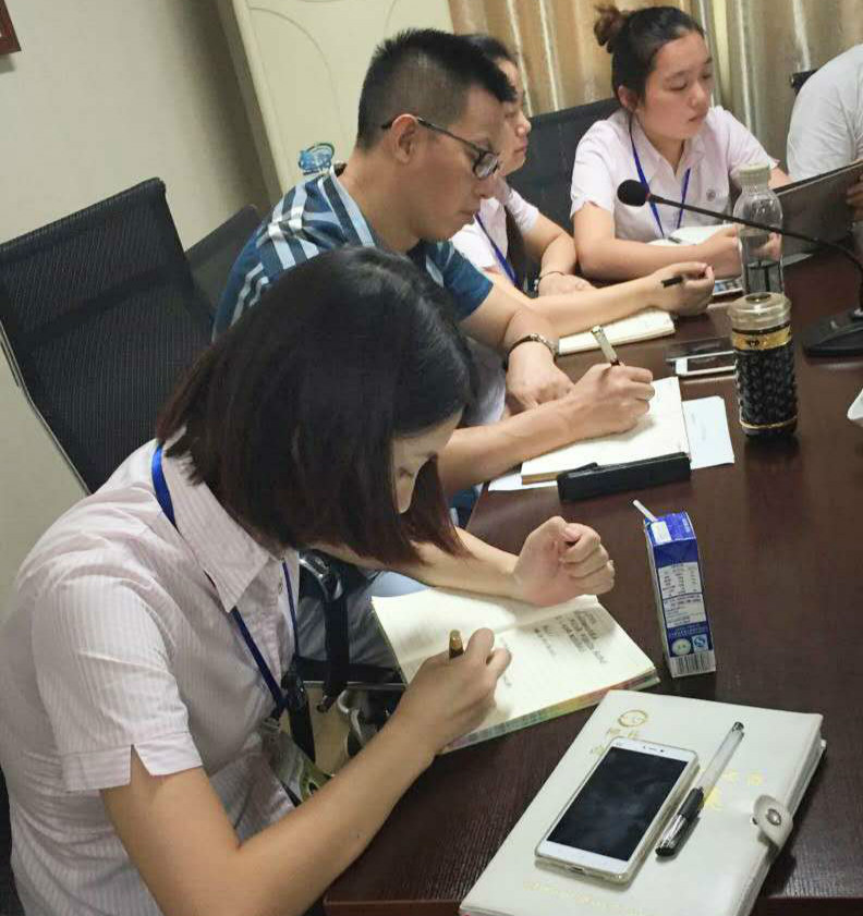 “一起拼,拼在下半场” --四川祥瑞泰税务师事务所2016上半年工作总结会激情召开